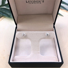 Load image into Gallery viewer, Diamond Stud Earrings